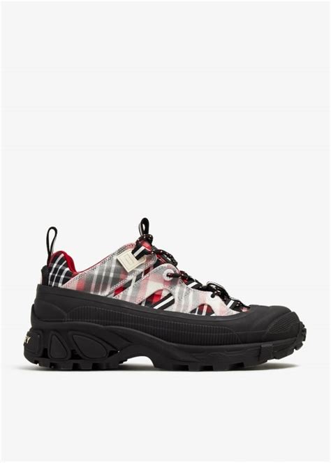burberry sneakers uae